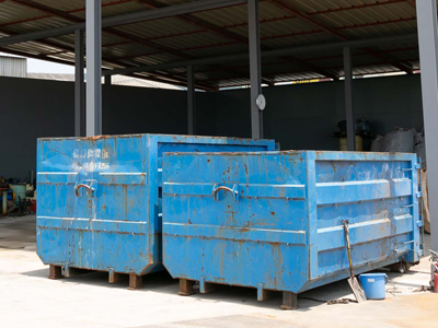 スクラップの定期回収・出張回収 !コンテナ無料貸出！