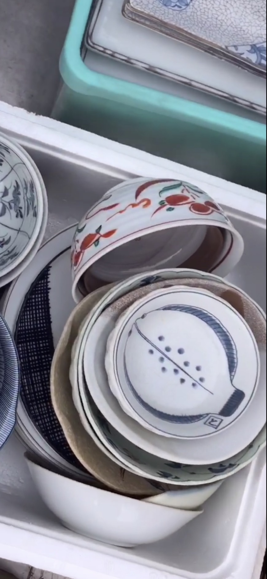 陶器やガラスの処分も樋口金属にお任せください